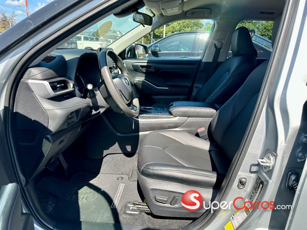 2020 Toyota Highlander — foto 5 / 10