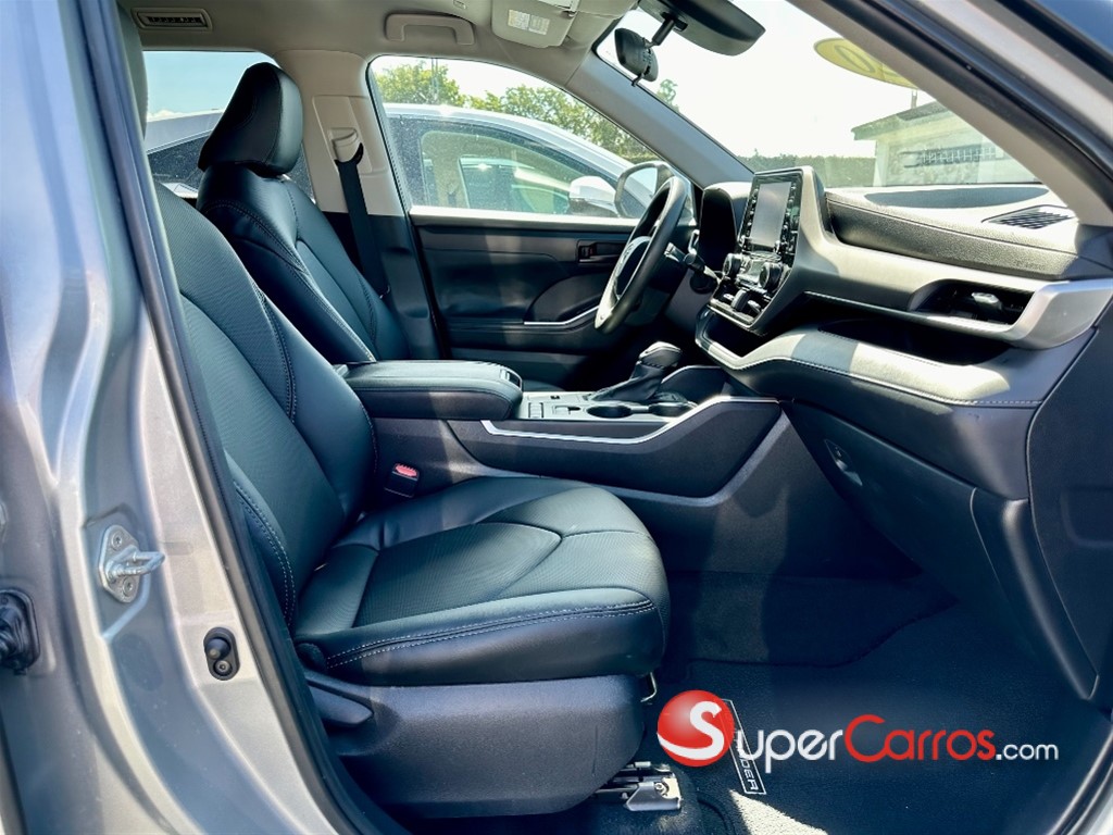 2020 Toyota Highlander — foto 8 / 10