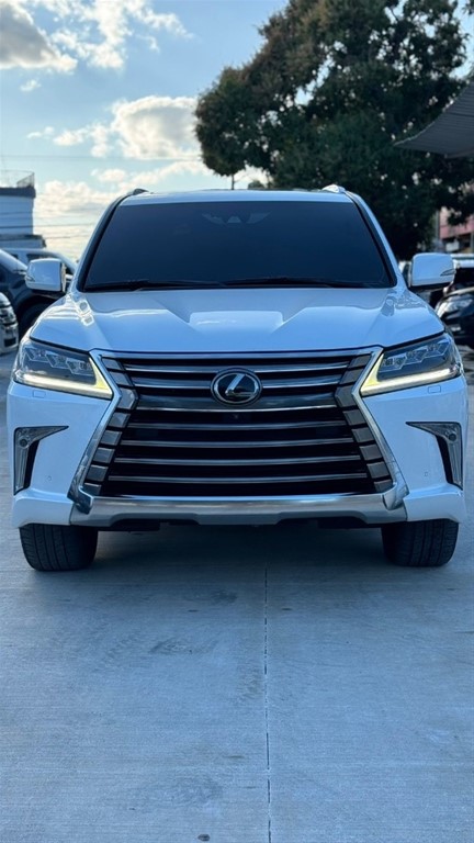2020 Lexus LX 570 — foto 7 / 12