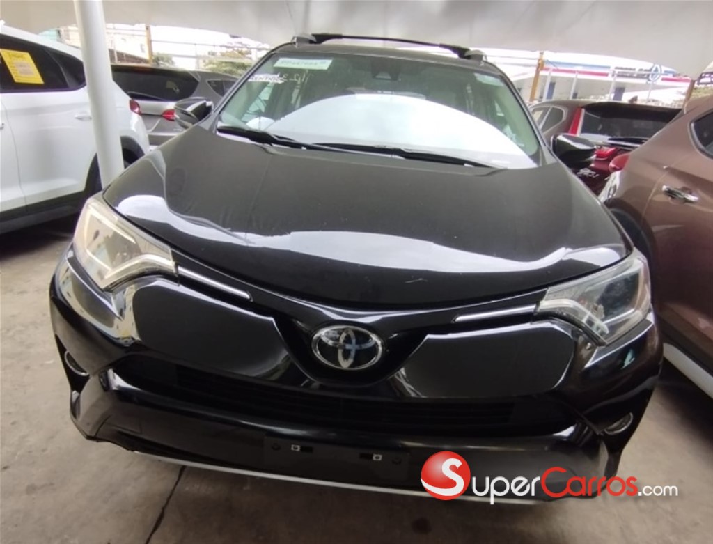2018 Toyota RAV4 XLE — foto 2 / 12