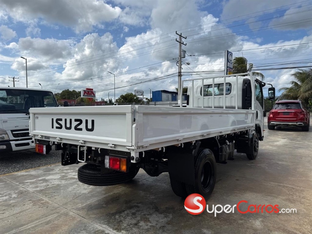 2027 Isuzu NPR 14 pies — foto 4 / 12