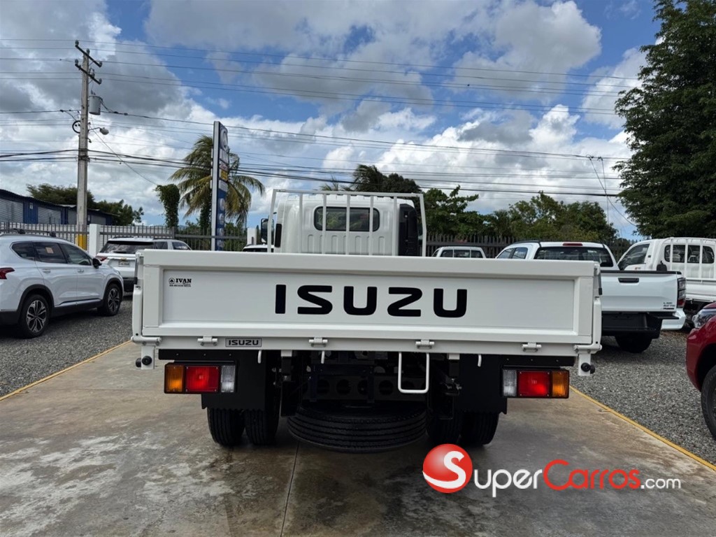 2027 Isuzu NPR 14 pies — foto 5 / 12