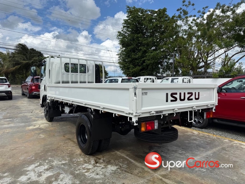 2027 Isuzu NPR 14 pies — foto 6 / 12