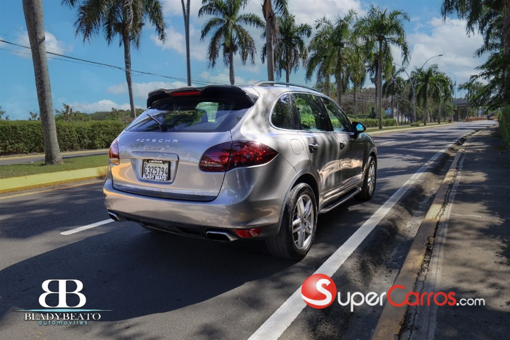 2013 Porsche Cayenne Diesel — foto 9 / 11