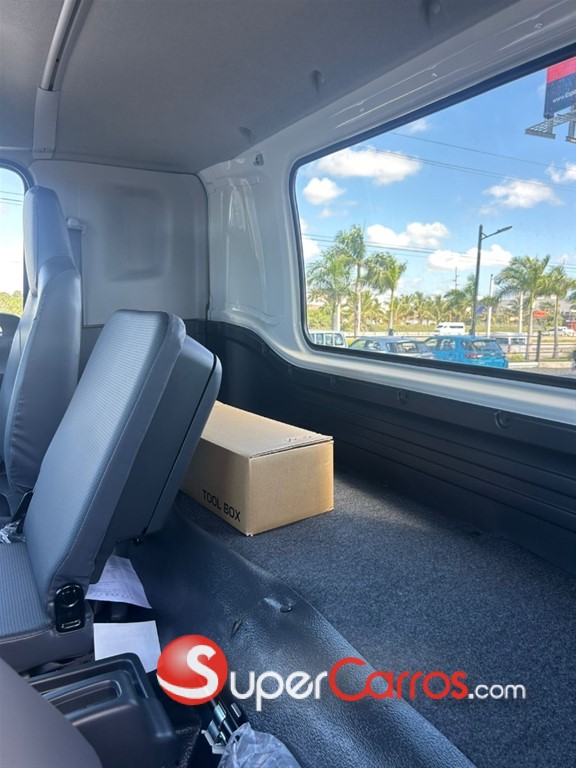 2027 Isuzu FTR 21 Pies — foto 3 / 12