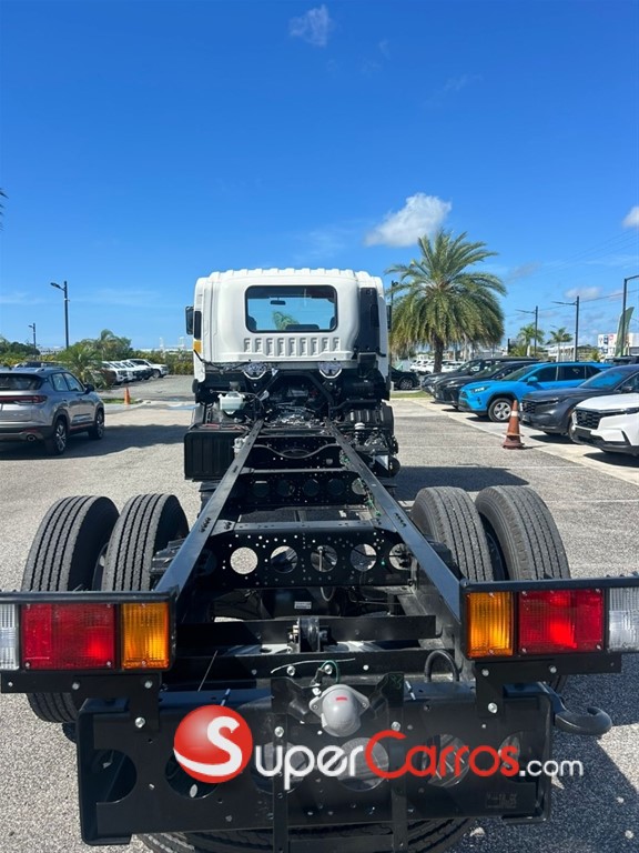 2027 Isuzu FTR 21 Pies — foto 10 / 12