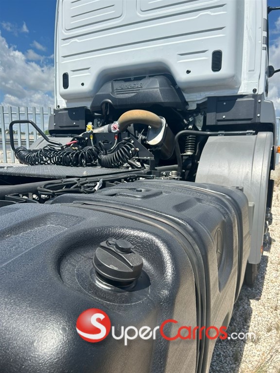 2024 Mercedes-Benz Axor — foto 10 / 11