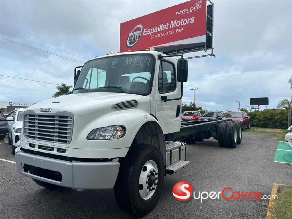 2025 Freightliner M2-106