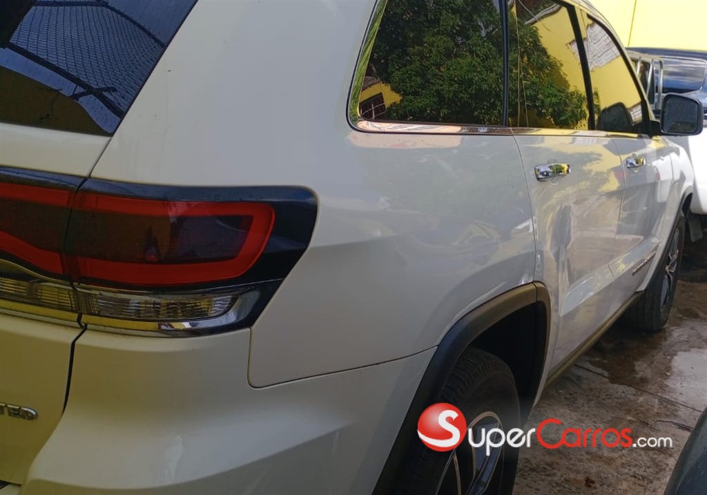 2018 Jeep Grand Cherokee Limited — foto 6 / 11