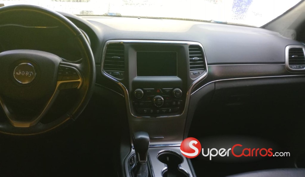 2018 Jeep Grand Cherokee Limited — foto 8 / 11