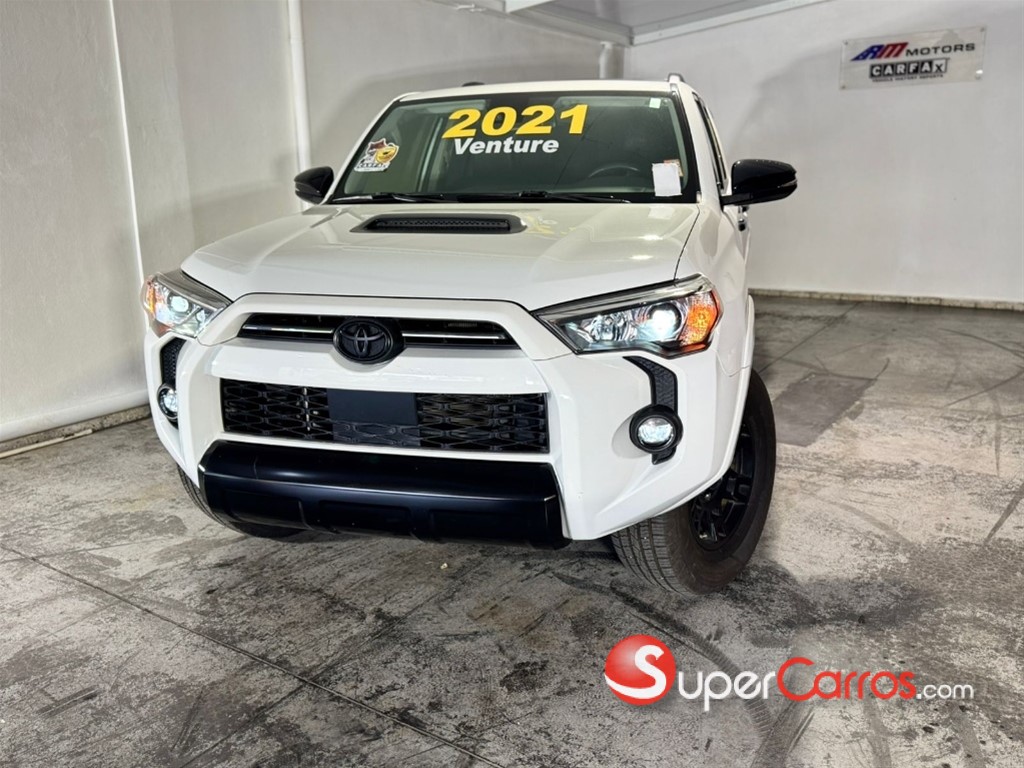 2021 Toyota 4 Runner SR5 Adventure — foto 8 / 9