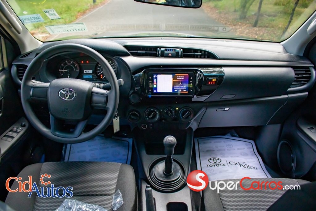 2026 Toyota Hilux — foto 9 / 12