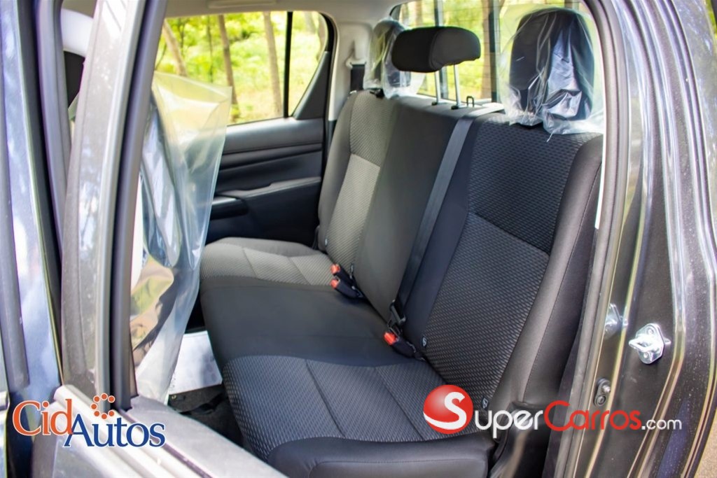 2026 Toyota Hilux — foto 11 / 12