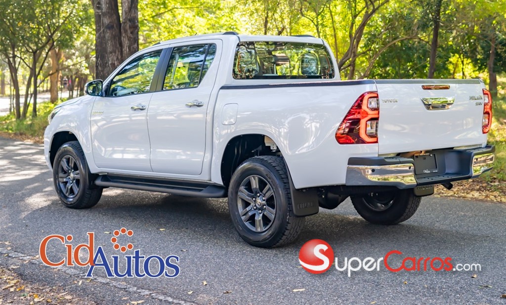2026 Toyota Hilux Limited — foto 3 / 12