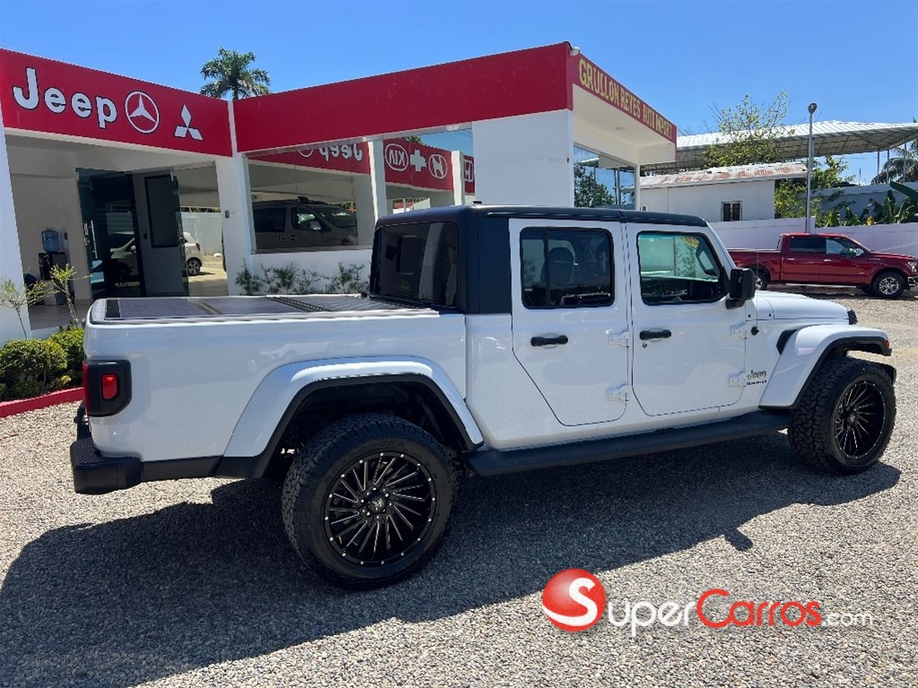2020 Jeep Gladiator Overland — foto 3 / 9