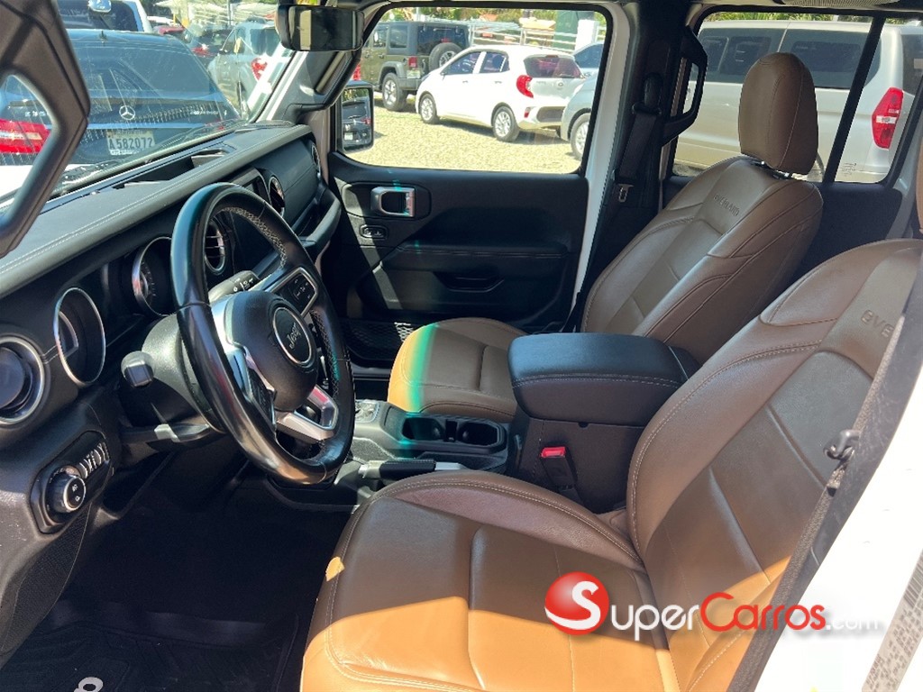 2020 Jeep Gladiator Overland — foto 6 / 9