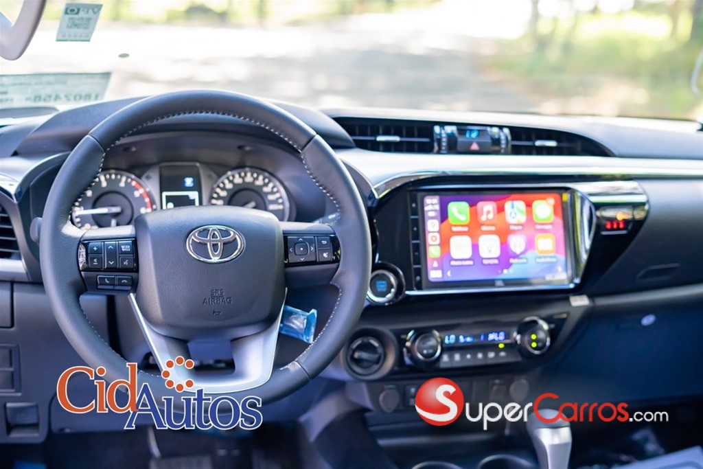 2026 Toyota Hilux Limited — foto 9 / 12