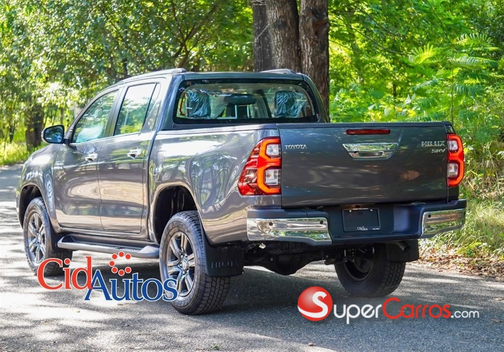 2026 Toyota Hilux Limited — foto 10 / 12