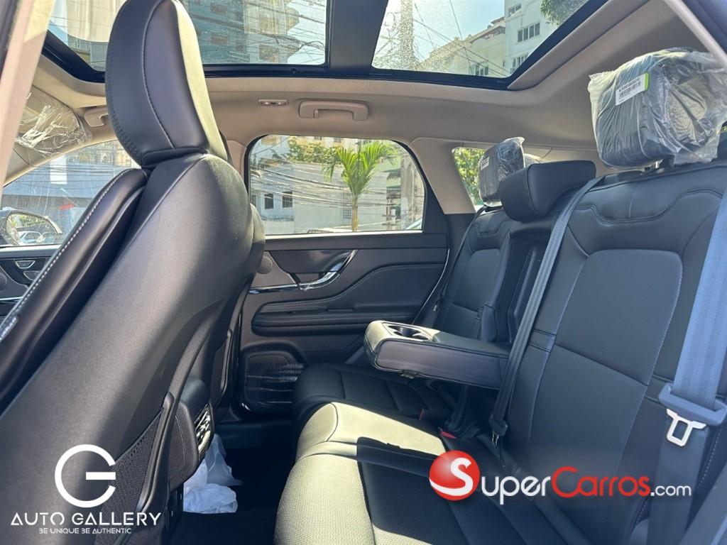 2024 Lincoln Corsair — foto 7 / 12