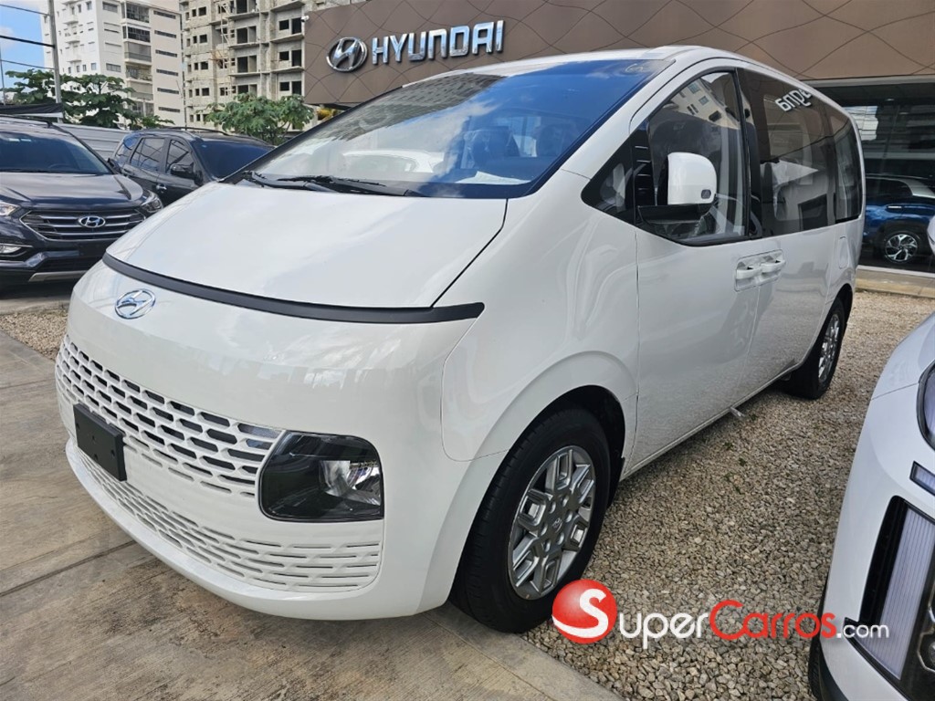 2024 Hyundai Staria