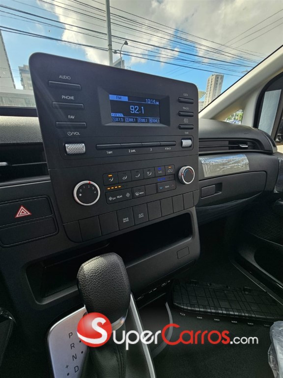 2024 Hyundai Staria — foto 5 / 12