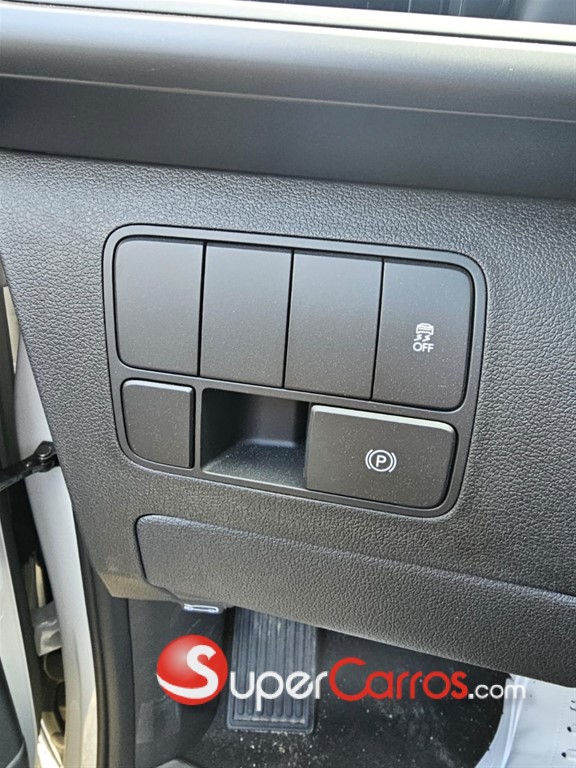 2024 Hyundai Staria — foto 6 / 12