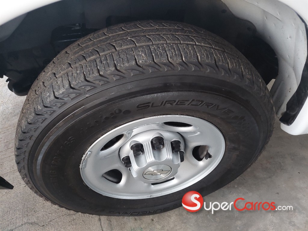 2018 Chevrolet Express — foto 2 / 11