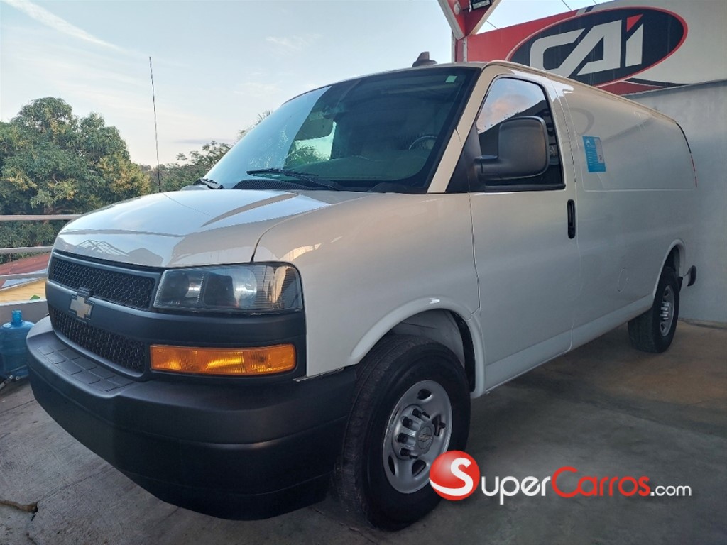 2018 Chevrolet Express — foto 4 / 11
