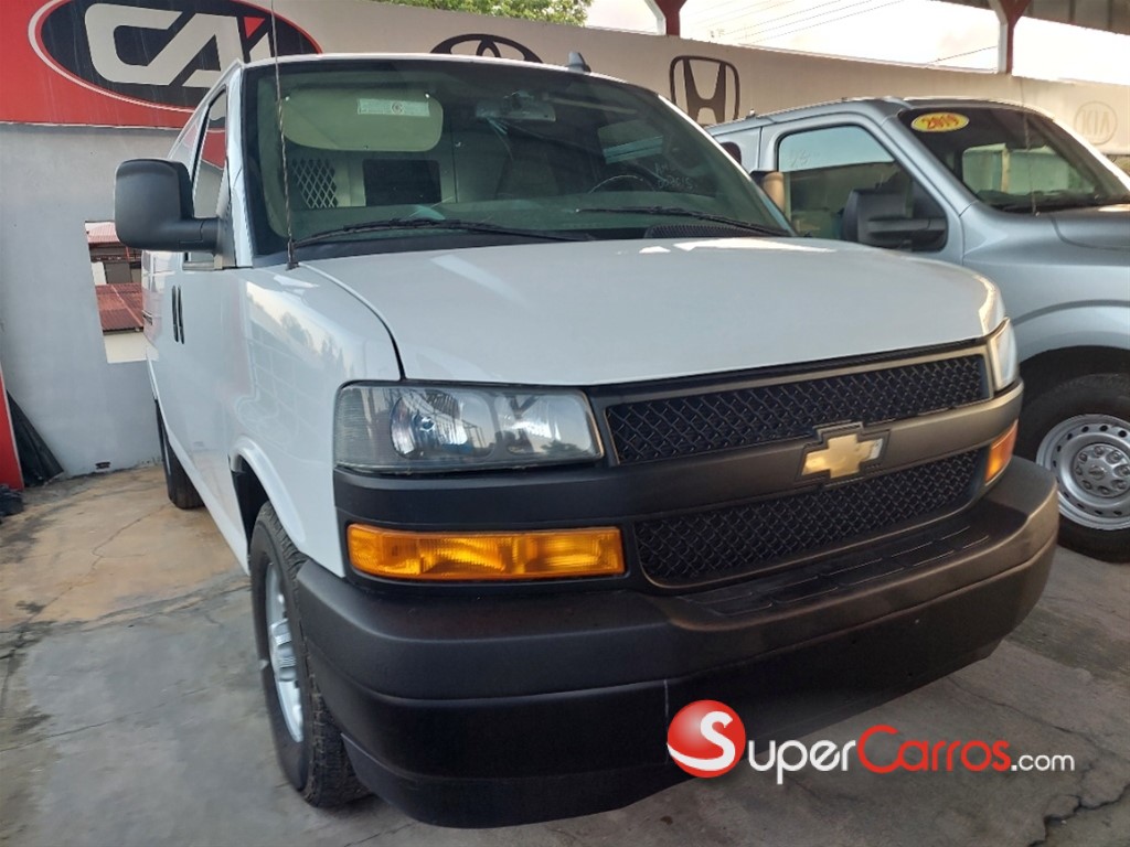 2018 Chevrolet Express — foto 9 / 11