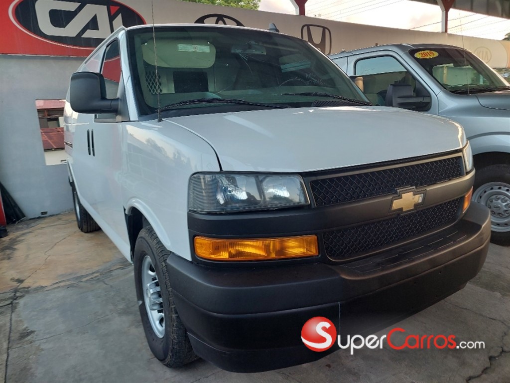 2018 Chevrolet Express — foto 10 / 11