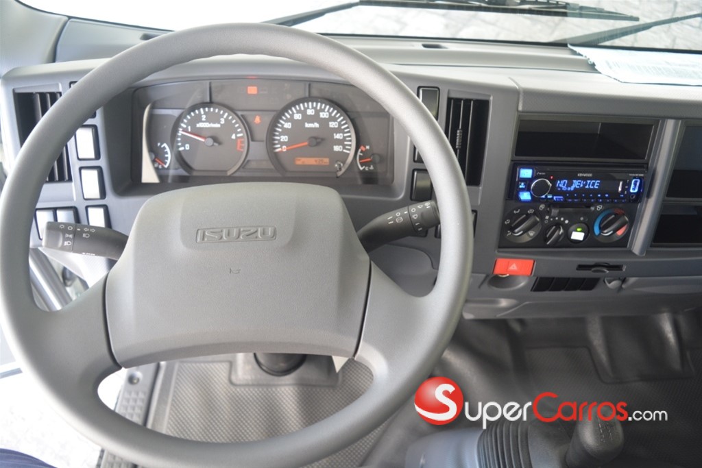 2027 Isuzu QMR 12 Pies — foto 8 / 8
