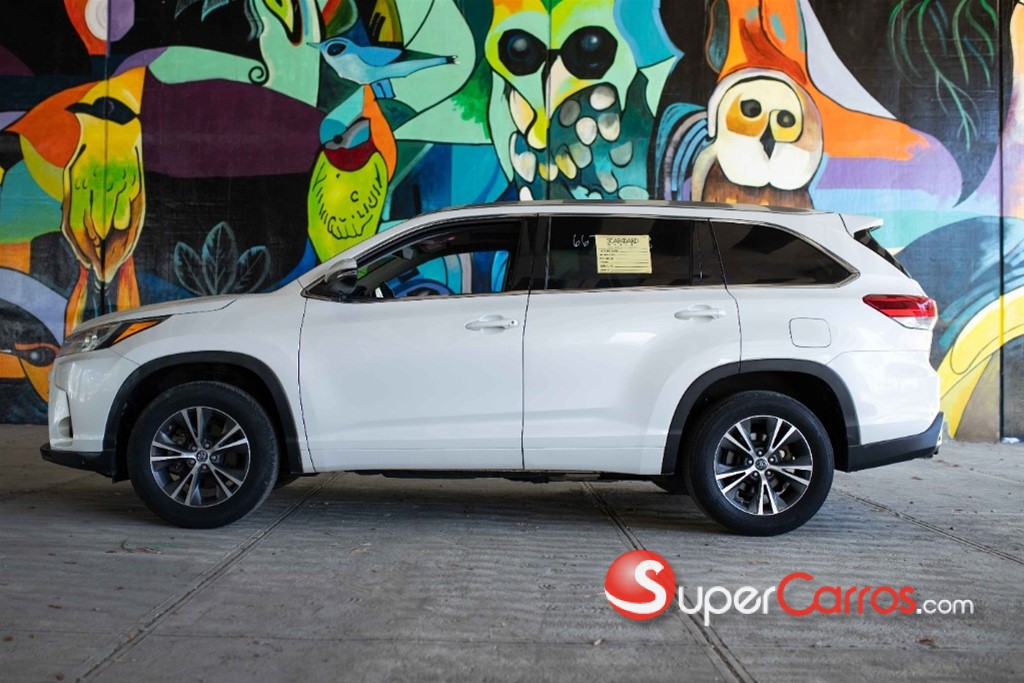 2018 Toyota Highlander Limited — foto 2 / 12