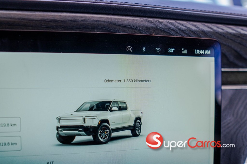 2023 Rivian R1T — foto 11 / 11