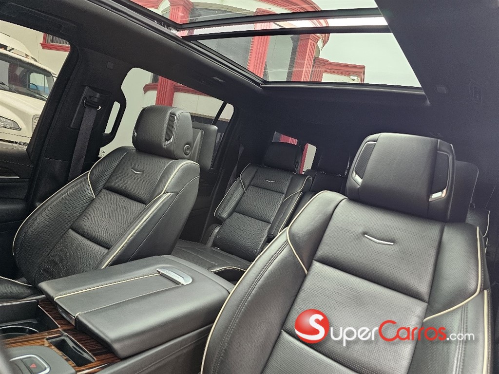2021 Cadillac Escalade Premium Luxury — foto 10 / 10