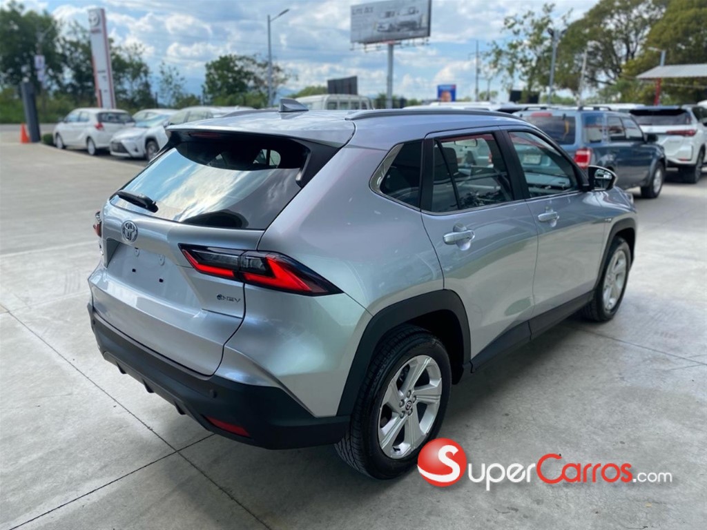 2026 Toyota Yaris Cross Full Híbrido — foto 3 / 7