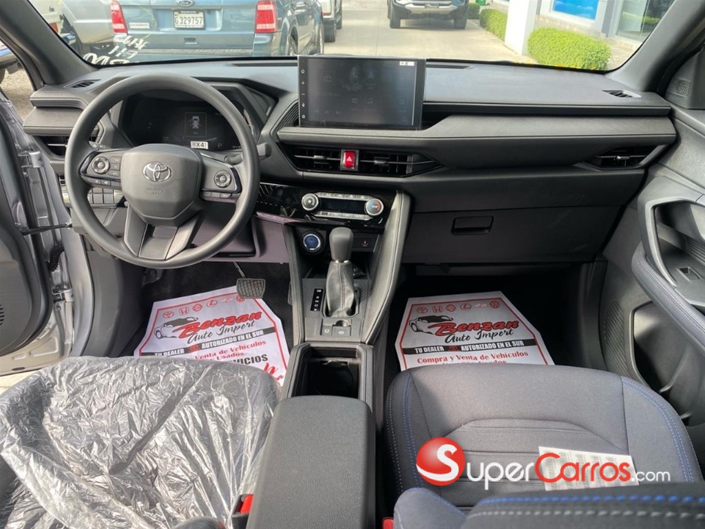 2026 Toyota Yaris Cross Full Híbrido — foto 5 / 7