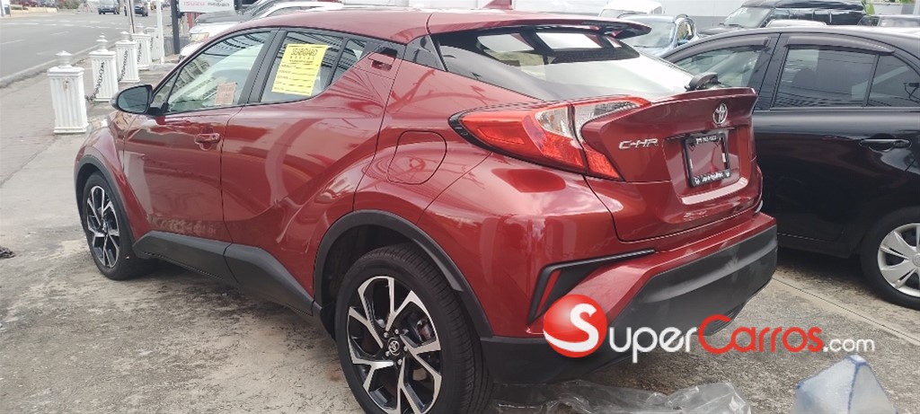 2018 Toyota C-HR XLE — foto 11 / 12