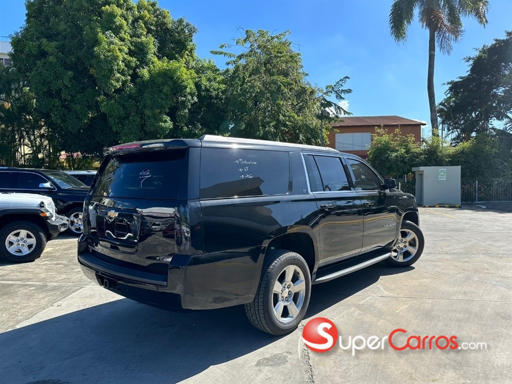 2018 Chevrolet Suburban LT — foto 7 / 7
