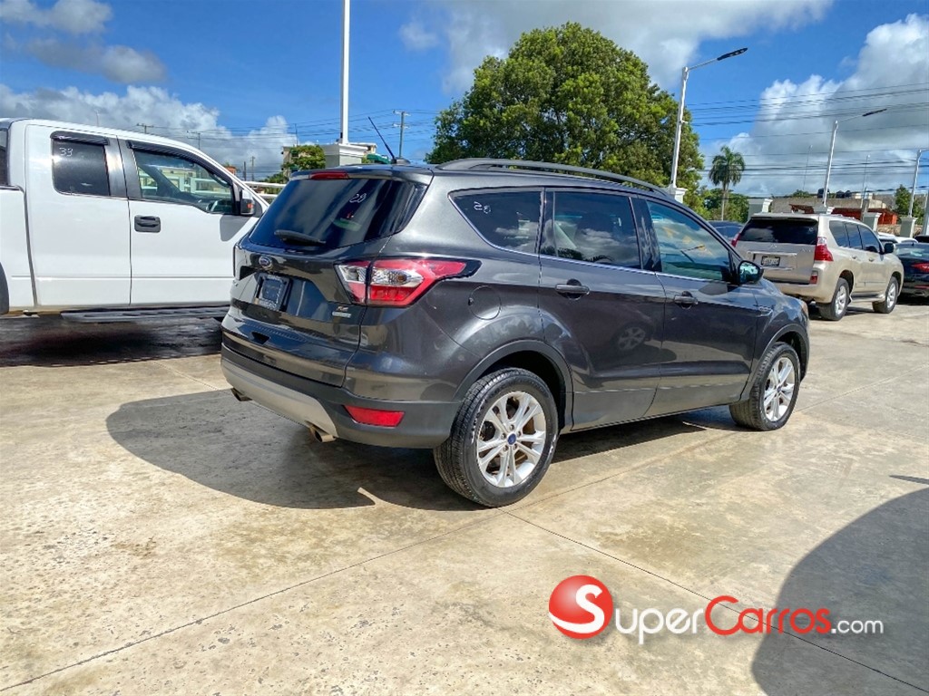 2017 Ford Escape SE — foto 4 / 11