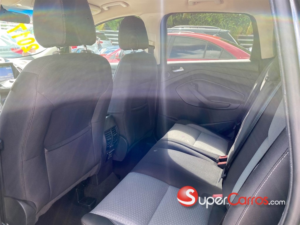 2017 Ford Escape SE — foto 9 / 11