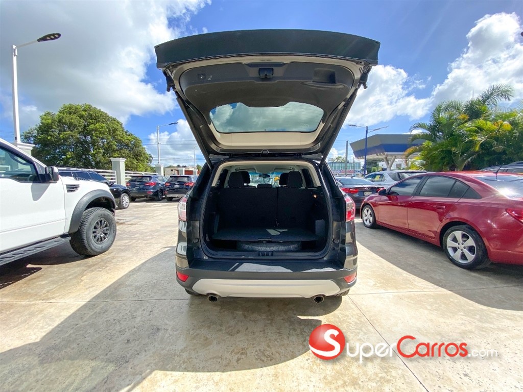 2017 Ford Escape SE — foto 11 / 11