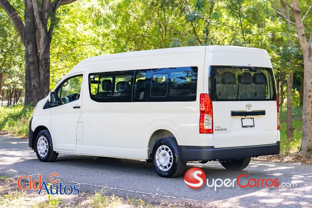 2026 Toyota Hiace — foto 3 / 10