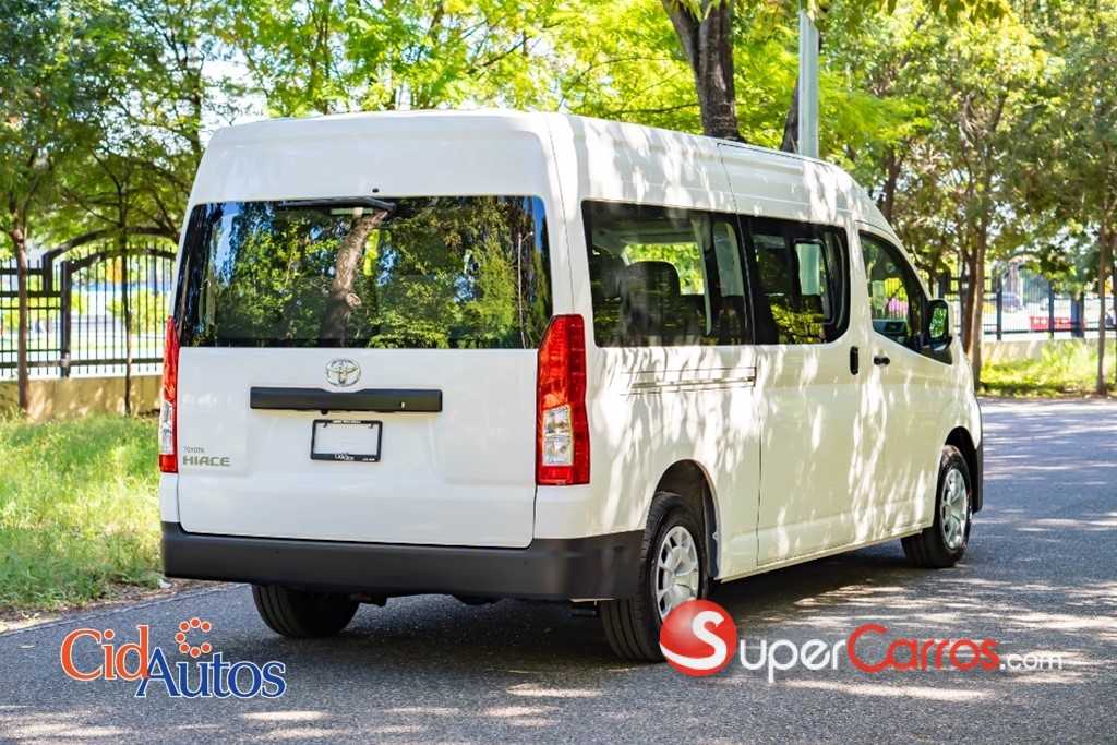 2026 Toyota Hiace — foto 4 / 10