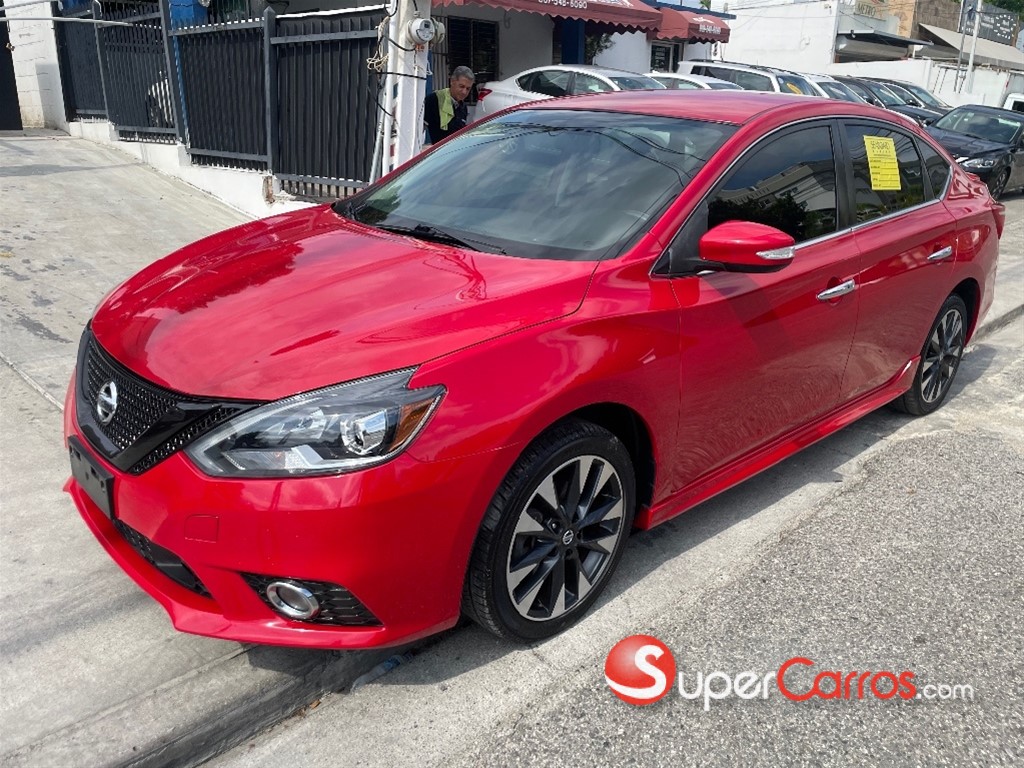 2018 Nissan Sentra SR — foto 2 / 9