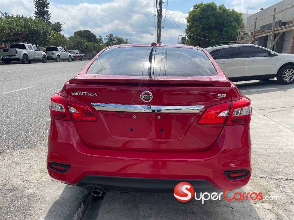 2018 Nissan Sentra SR — foto 4 / 9