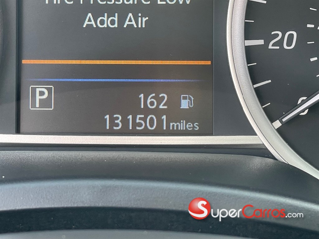 2018 Nissan Sentra SR — foto 8 / 9