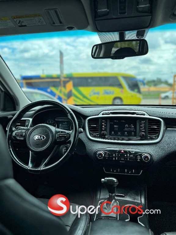 2018 Kia Sorento LX — foto 3 / 7