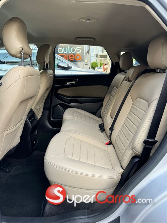 2016 Ford EDGE SEL — foto 7 / 12