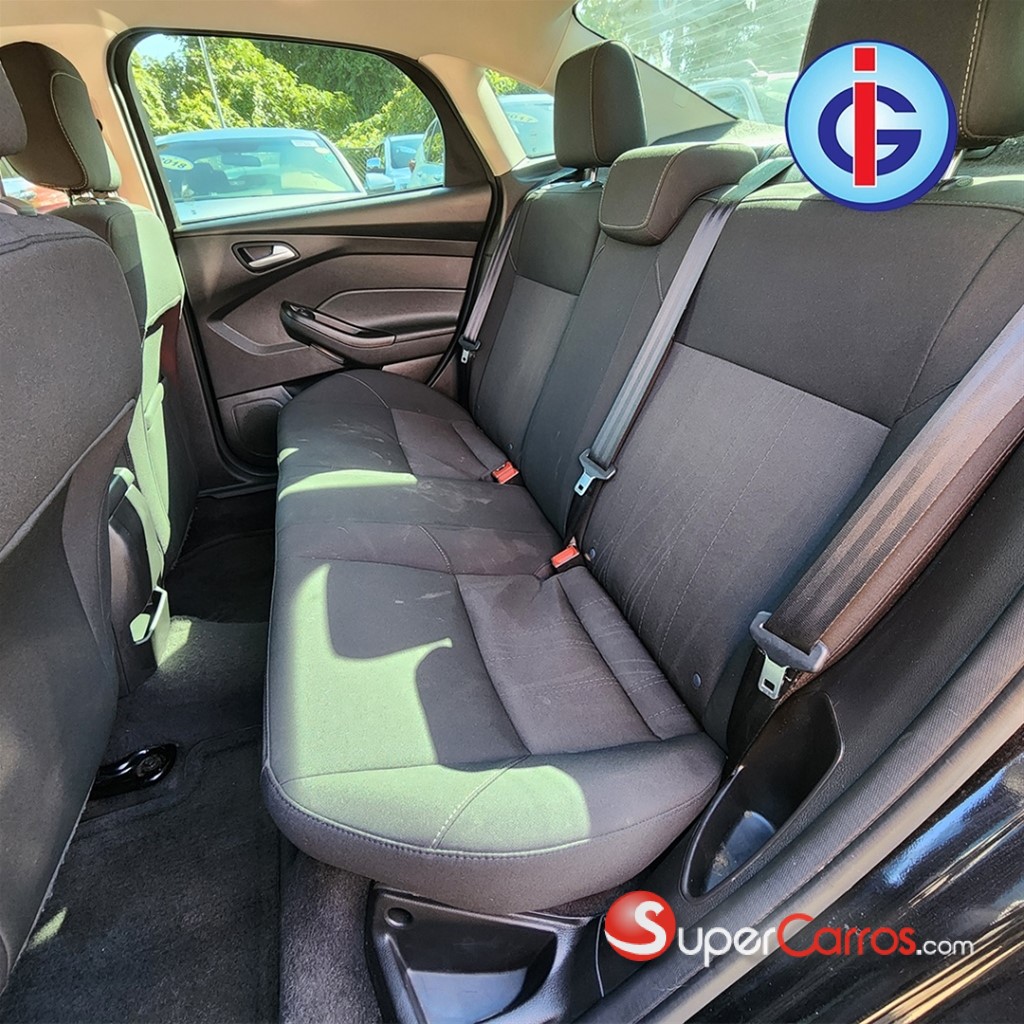 2018 Ford Focus SE — foto 10 / 10