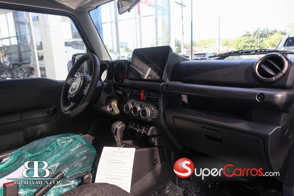 2026 Suzuki Jimny GLX — foto 4 / 12